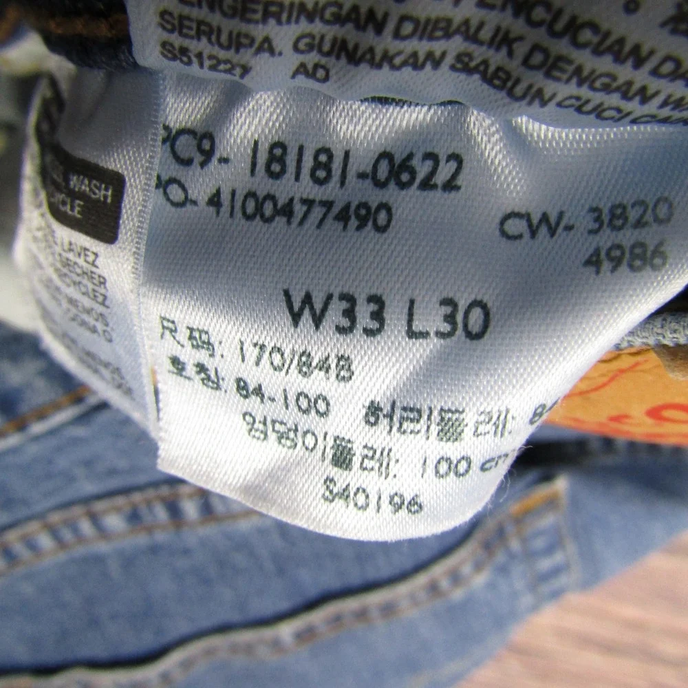 Levi's 541 Athletic Taper Men 33x30 Blue Distressed Stretch Denim Jeans